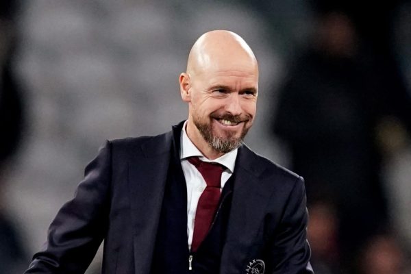 Ten Hag reveals why he decided to sign a short-term deal with Evans